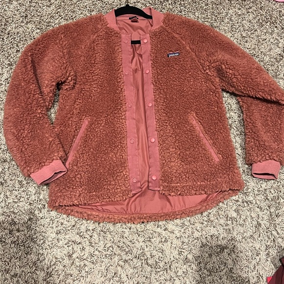 Patagonia youth xl jacket, fits like women’s xs. - Picture 2 of 4